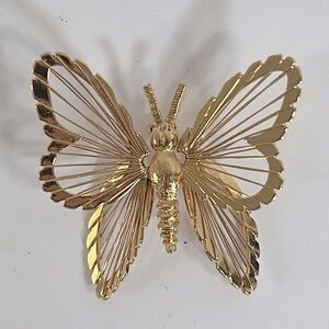 Monet Vintage Gold Tone Boho High Gloss Open Wing Signed Butterfly Brooch Pin